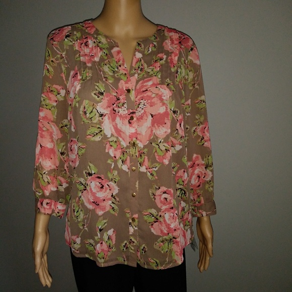JM Collection Tops - New JM Collection Floral Blouse Size 8
